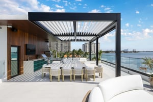 black r-blade - LED lights - screens - attached - deck 14